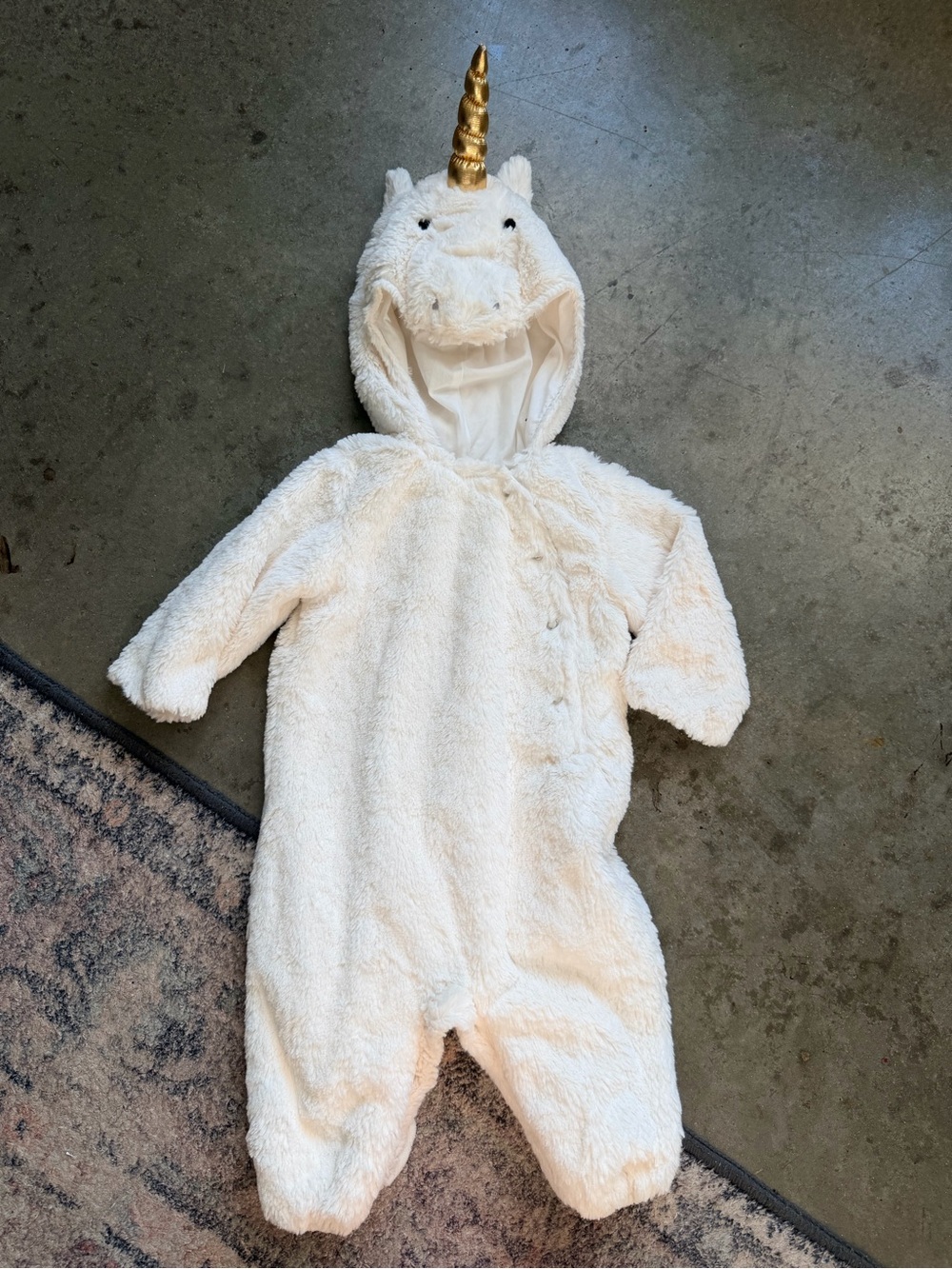 Pottery barn white unicorn costume 6-12m